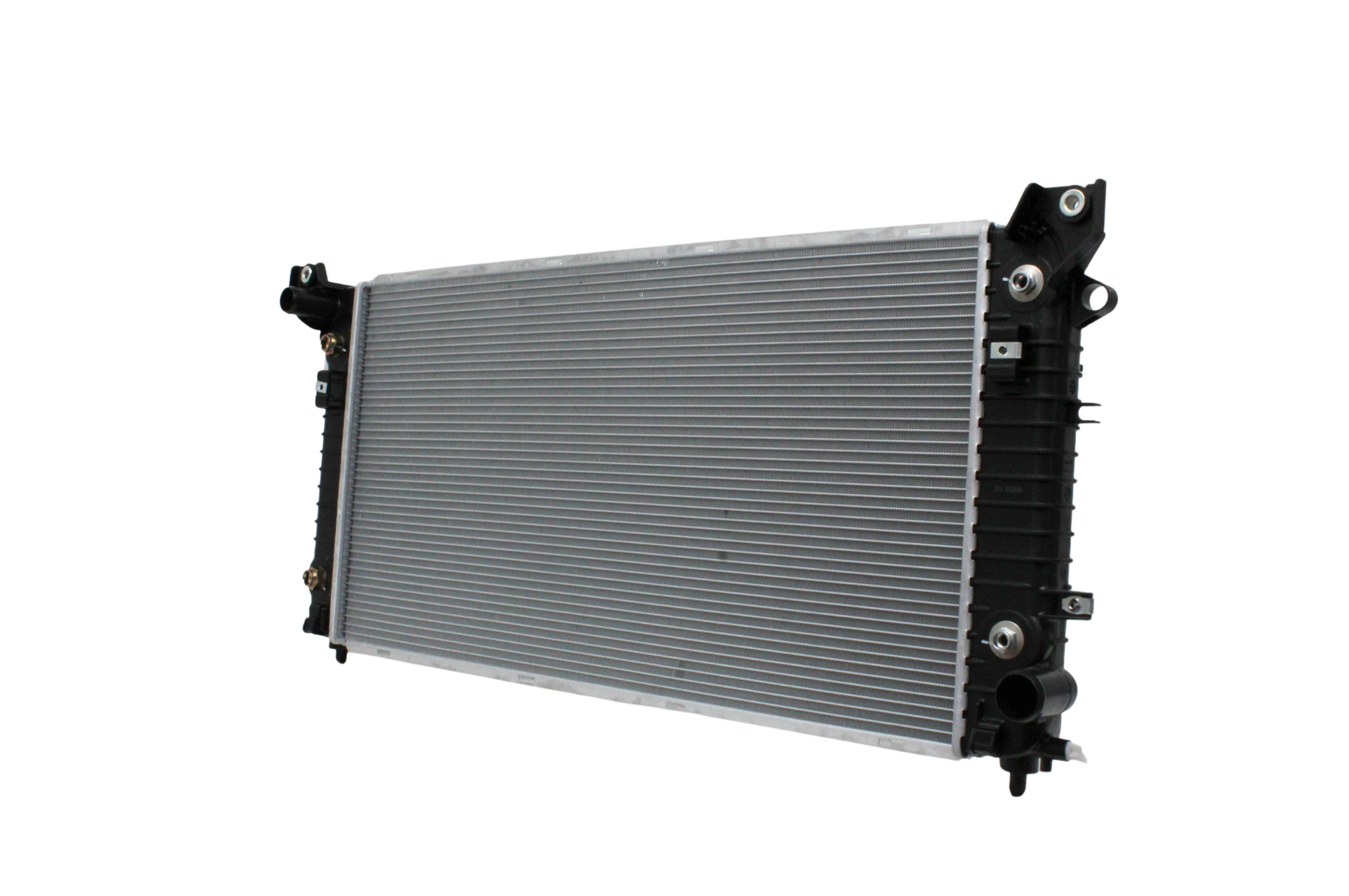 Radiador Automotriz Cadillac Chevrolet, GMC Escalade Cheyenne, Silverado, Suburban,Sierra 1500, Yukon  14-16 26mm Tubo Soldado