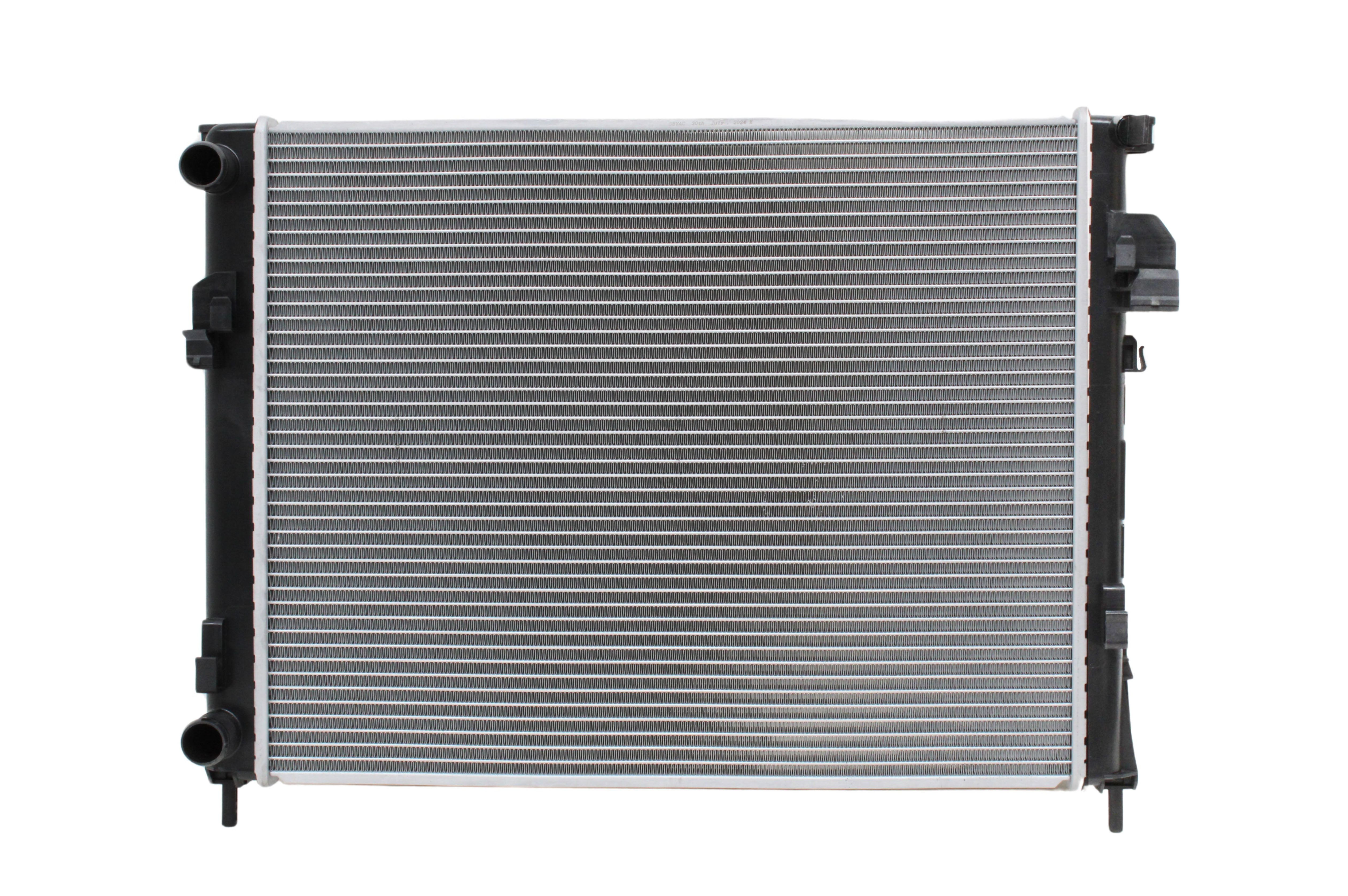 Radiador Automotriz Renault  Traffic II  T/M 06-08 26mm Tubo Soldado