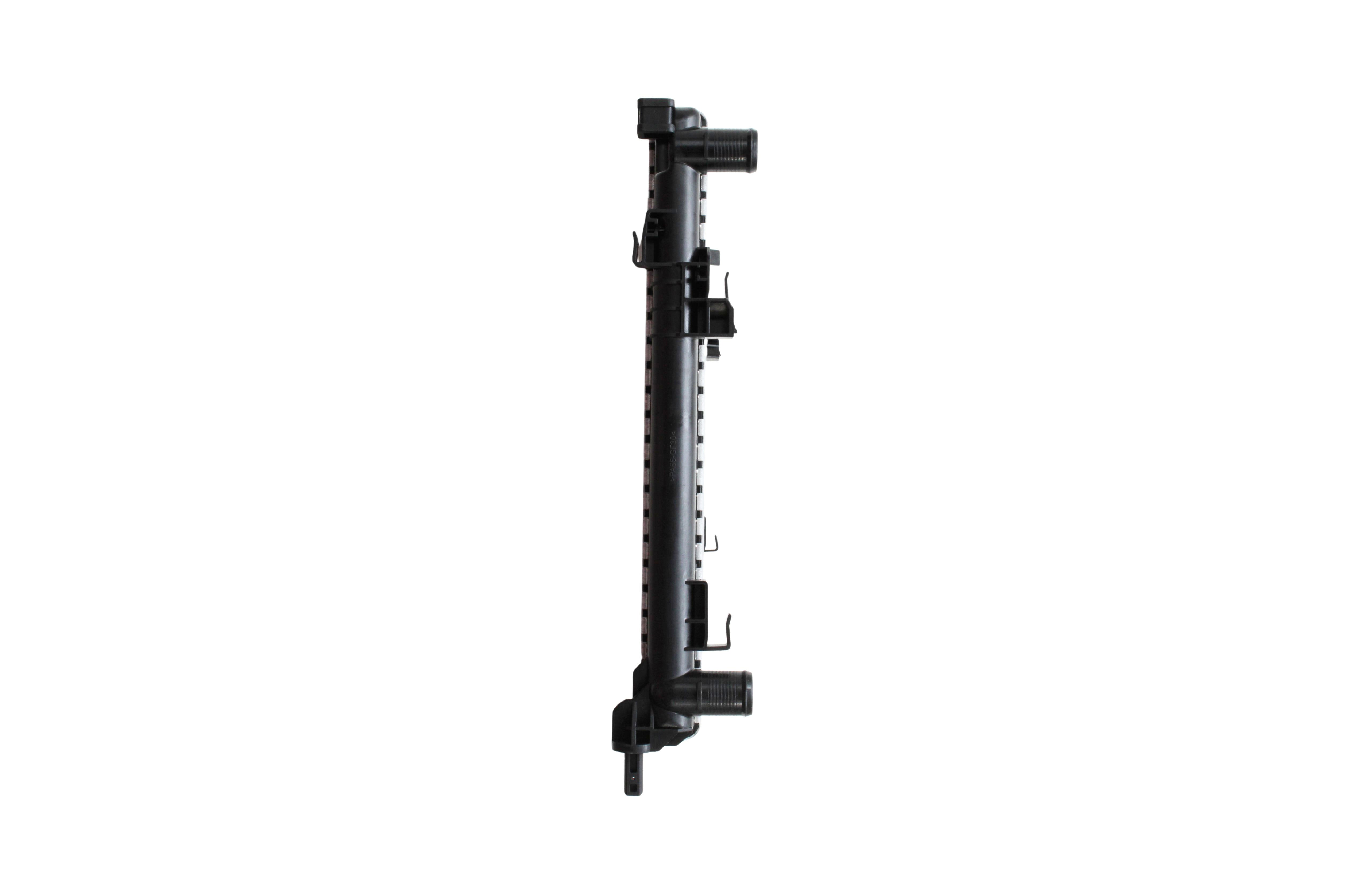 Radiador Automotriz Renault  Traffic II  T/M 06-08 26mm Tubo Soldado
