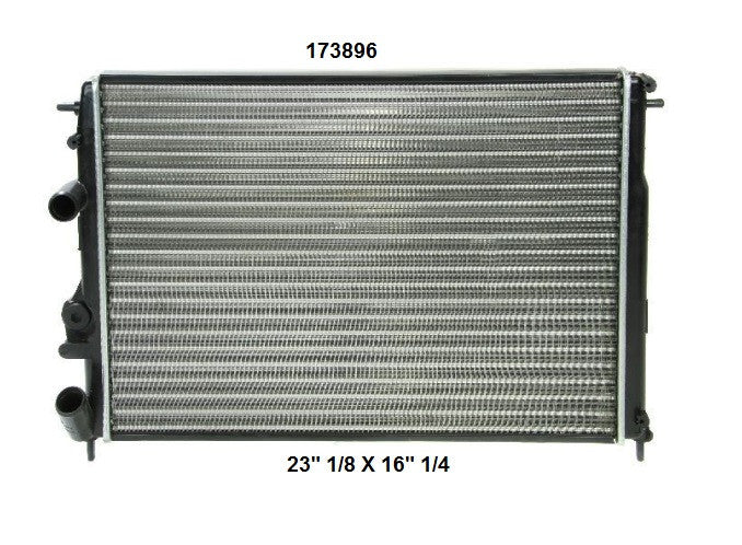 Radiador Automotriz Renault  Megane Scenic T/A 98-01 32mm Tubo Soldado-M USA- RADIADORES DEYAC
