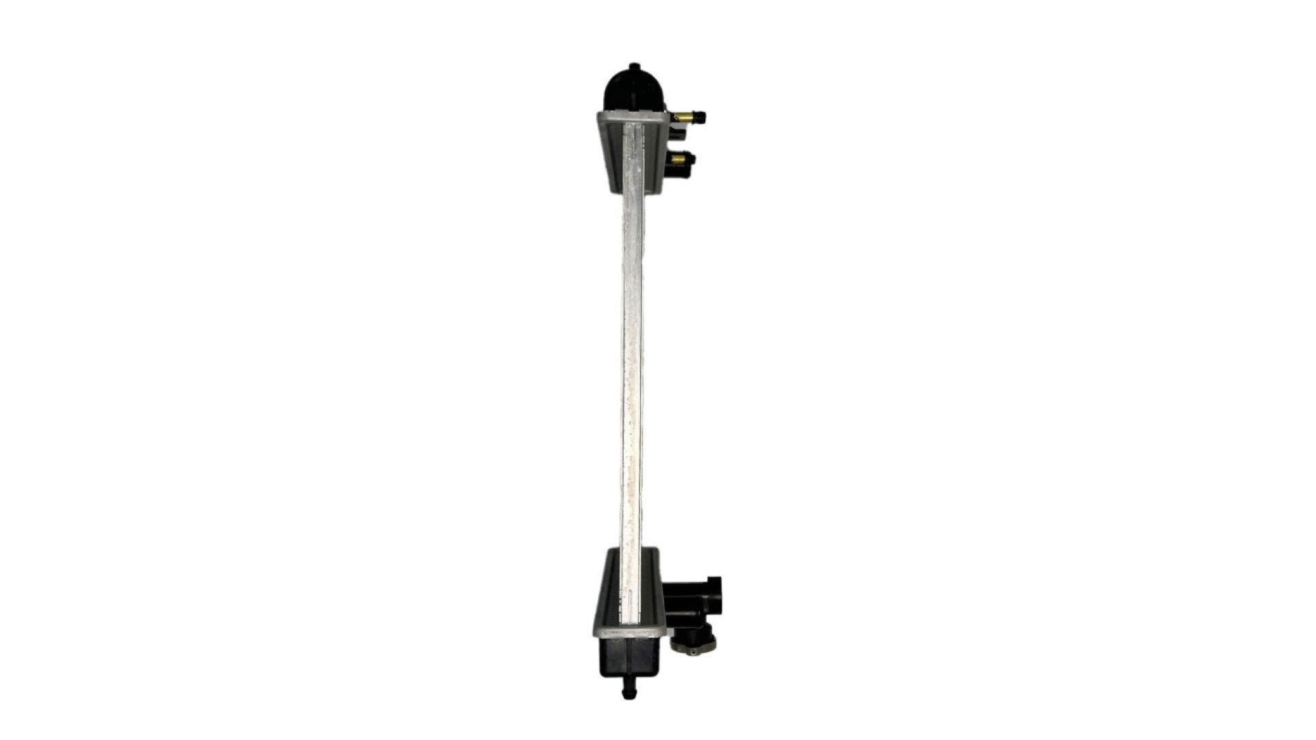 Radiador Automotriz Nissan  Micra II (K11)  T/M 92-03  16mm Tubo Soldado