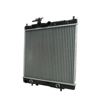 Radiador Automotriz Nissan  Micra II (K11)  T/M 92-03  26mm Tubo Soldado