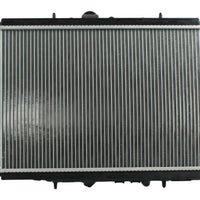 Radiador Automotriz Peugeot  T2.0   T/M 00-04 26mm Tubo Soldado