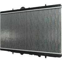 Radiador Automotriz Peugeot  T2.0   T/M 00-04 26mm Tubo Soldado