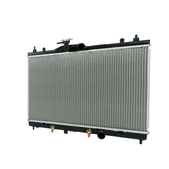 Radiador Automotriz Nissan  Tiida Versa T/A 07-11  16mm Tubo Soldado