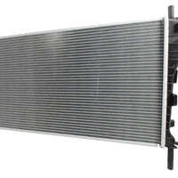 Radiador Automotriz Ford  Mondeo  T/A 01-07 26mm Tubo Soldado