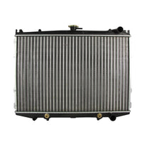 Radiador Automotríz D21  Pick Up Pathfinder T/A 87-07 23mm Aluminio M