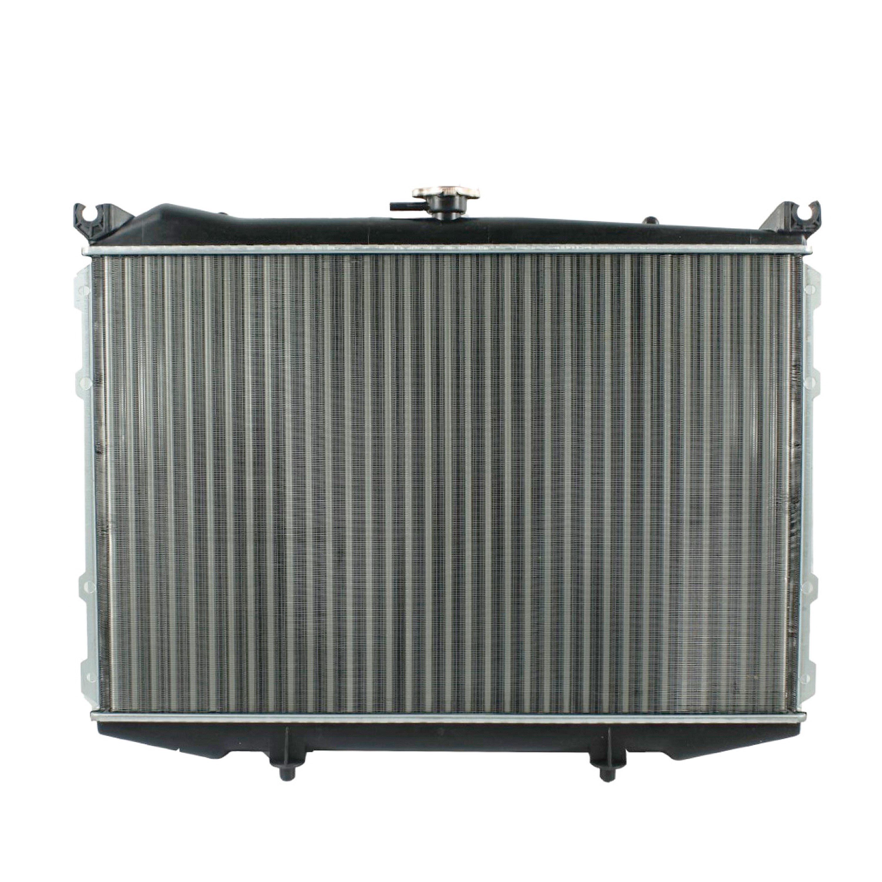 Radiador Automotríz Nissan D21 Pathfinder Pick Up T/A 86-97 34mm Aluminio M