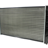 Radiador Automotríz Chevrolet Astra Zafira T/A 98-05 34mm Aluminio M