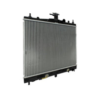 Radiador Automotriz Nissan  Micra K12  T/M 03-10  16mm Tubo Soldado
