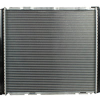 Radiador Automotriz Mercedes Benz  260E 33 CE, E 320 T/A 86-95 36mm Tubo Soldado