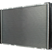 Radiador Automotriz Mercedes Benz  260E 33 CE, E 320 T/A 86-95 36mm Tubo Soldado