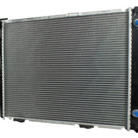 Radiador Automotriz Mercedes Benz  260E 33 CE, E 320 T/A 86-95 36mm Tubo Soldado