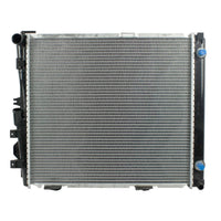 Radiador Automotriz Mercedes Benz  260E 33 CE, E 320 T/A 86-95 36mm Tubo Soldado