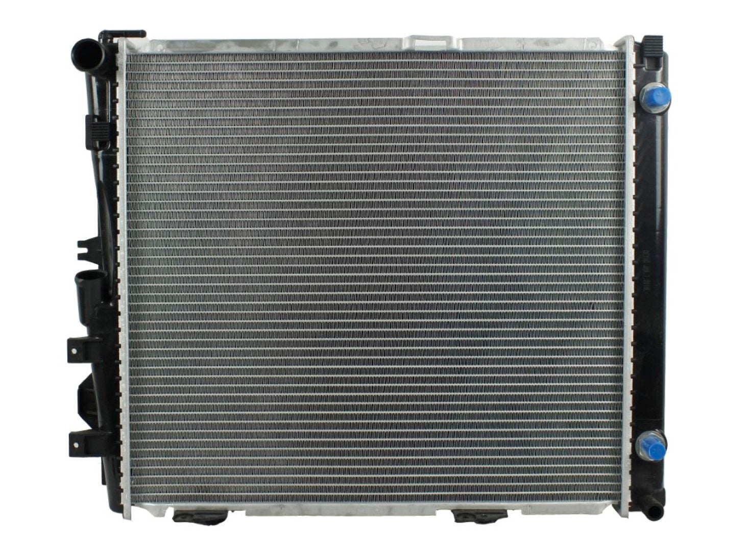 Radiador Automotriz Mercedes Benz  260E 33 CE, E 320 T/A 86-95 36mm Tubo Soldado