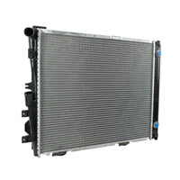 Radiador Automotriz Mercedes Benz  260E 33 CE, E 320 T/A 86-95 36mm Tubo Soldado