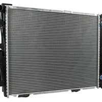 Radiador Automotriz Mercedes Benz  260E 33 CE, E 320 T/A 86-95 36mm Tubo Soldado