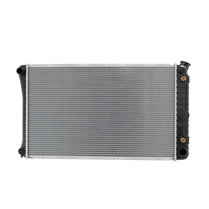 Radiador Automotriz GM Chevrolet Blazer Custom, Silverado, Suburban, C10, C15, C20, C30, G10, S10 T/A 81-91 32mm Tubo Soldado