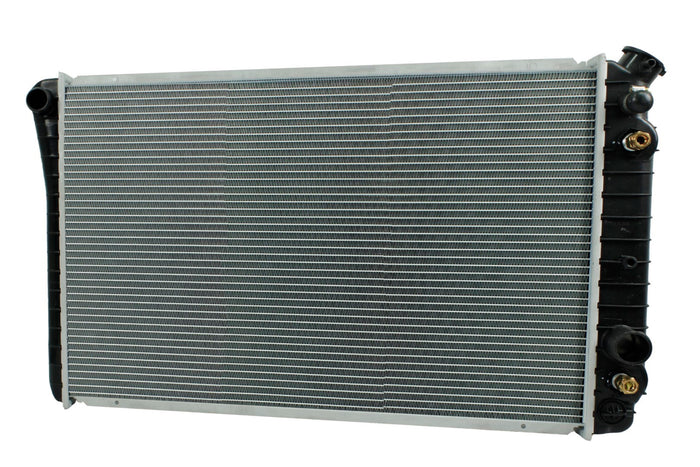 Radiador Automotriz GM GMC, Pontiac Camaro P20, P30, P2500, P3500, Firebird T/A 82-92 26mm Tubo Soldado