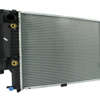 Radiador Automotriz BMW  525I 525IT T/A 93-95 32mm Tubo Soldado