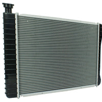 Radiador Automotriz GM Chevrolet C1500 Cheyenne Silverado,  Sierra T/A 88-93 32mm Tubo Soldado
