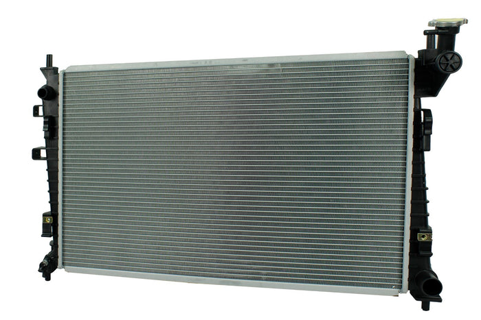 Radiador Automotriz Ford  Focus Ambiente, Sport, ST T/A T/M 08-11 16mm Tubo Soldado