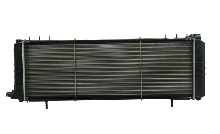 Radiador Automotríz Jeep Cherokee Comanche Briarwood 4 Cilindros T/A 91-01 34mm Aluminio M