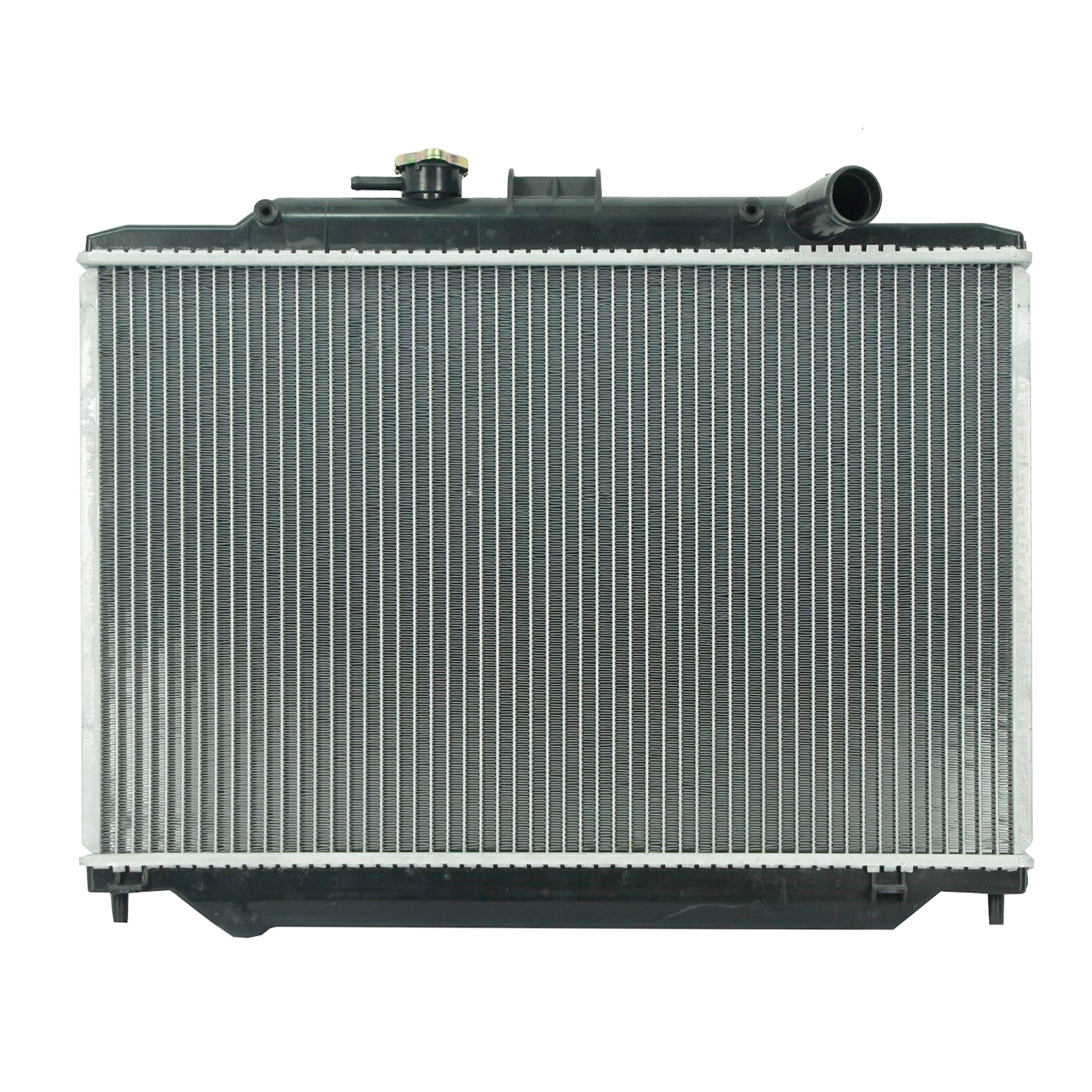 Radiador Automotriz Nissan Urban 02-08 32mm Tubo Soldado T/M