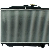 Radiador Automotriz Nissan  Urban  T/M 09 26mm  Tubo Soldado