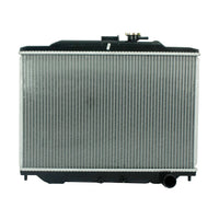 Radiador Automotriz Nissan  Urban  T/M 09 26mm  Tubo Soldado