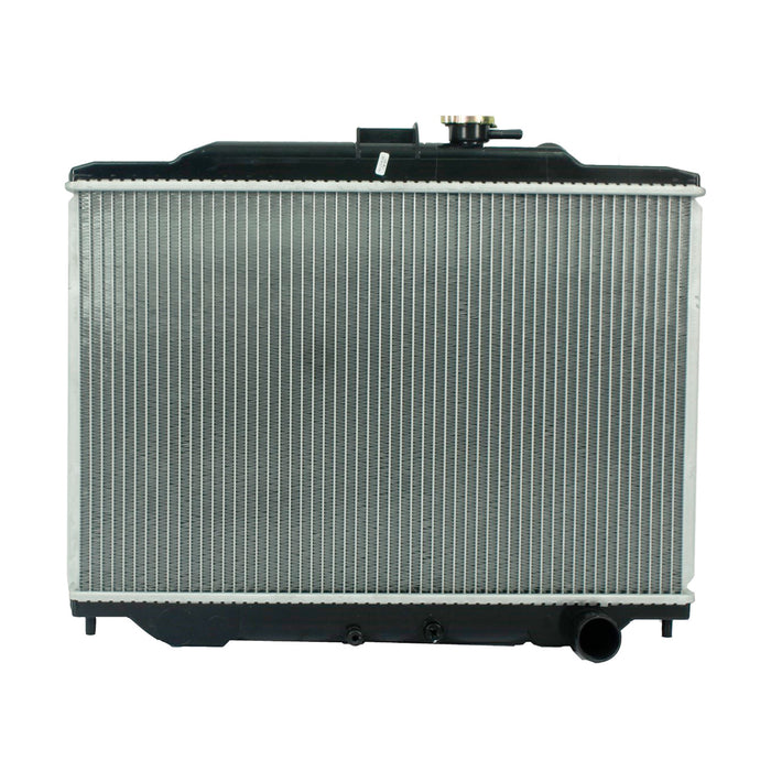 Radiador Automotriz Nissan  Urban  T/M 09 26mm  Tubo Soldado