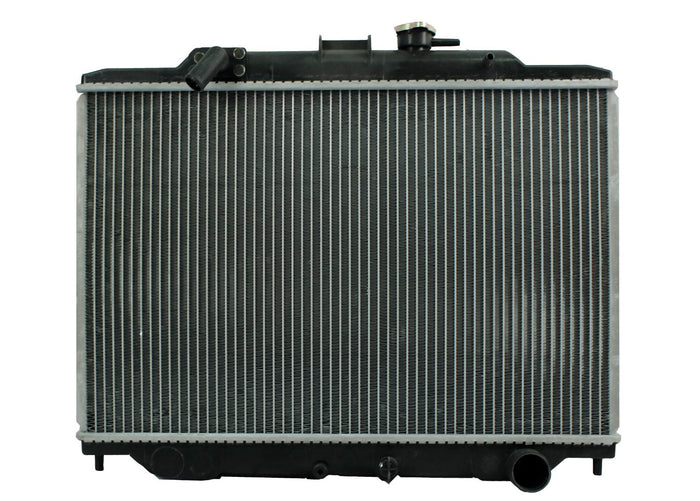 Radiador Automotriz Nissan Urban T/M 02-08 32mm Tubo Soldado