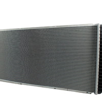 Radiador Automotriz GM Express 2500 3500, Savana 2500 3500 4500 T/A 04-15 26mm Tubo Soldado