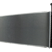 Radiador Automotriz GM Express 2500 3500, Savana 2500 3500 4500 T/A 04-15 26mm Tubo Soldado