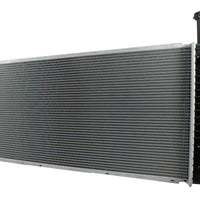 Radiador Automotriz GM Express 2500 3500, Savana 2500 3500 4500 T/A 04-15 26mm Tubo Soldado