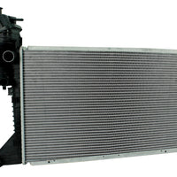 Radiador Automotriz Mercedes Benz  Sprinter Frightliner Sprinter T/A 02-06  32mm Tubo Soldado