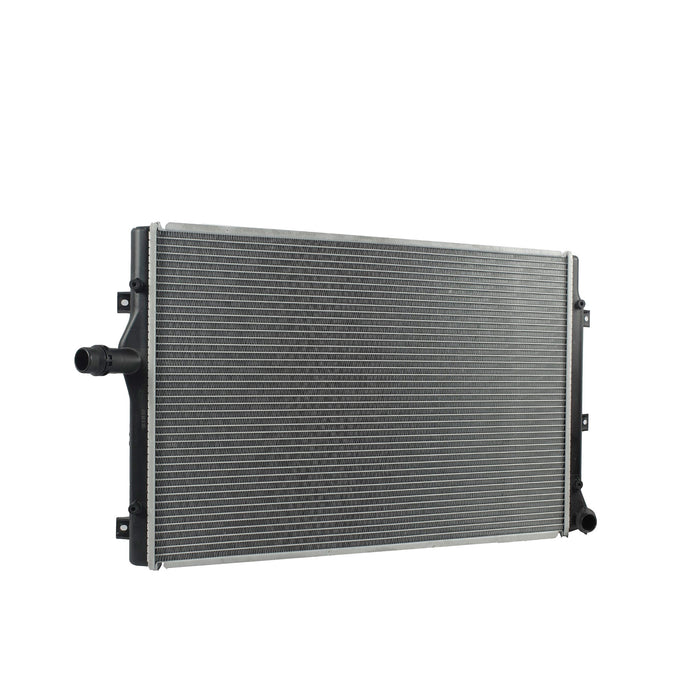 Radiador Automotriz Audi  A3 Q3, A6, Altea, Leon, Toledo, Beetle, Bora, EOS, Golf, Jetta, Passat T/E 04-15  32mm Tubo Soldado