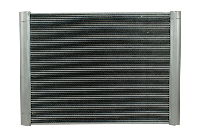 Radiador Automotriz BMW  525 I  525 XI, 550, 550 I, 650 CI, 650I   T/A T/M 06-11 36mm Tubo Soldado