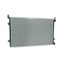 Radiador Automotriz Audi  TT Quattro Altea, Leon, Toledo Bora, Golf, Jetta T/A T/M 05-14  26mm Tubo Soldado
