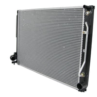 Radiador Automotriz Lexus Toyota RX350 Sienna T/A 07-10 26mm Tubo Soldado