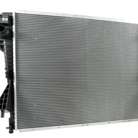Radiador Automotriz Ford  F-250 F-350, F-450, F-550, Super Duty, F-53  T/A 08-15 26mm Tubo Soldado