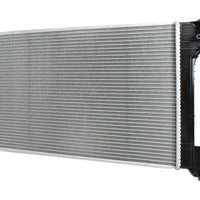 Radiador Automotriz GM Chevrolet SO Trax T/A T/M 12-15 16mm Tubo Soldado