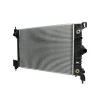 Radiador Automotriz GM Chevrolet SO Trax T/A T/M 12-15 16mm Tubo Soldado