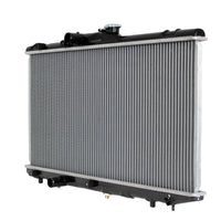 Radiador Automotriz Toyota  Corolla  LE, CE, DX, Geo prizm T/A 93-97 16mm Tubo Soldado