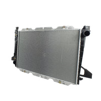 Radiador Automotriz Ford  Bronco F-150,F-250,F-350 T/A 85-97 56mm Tubo Soldado