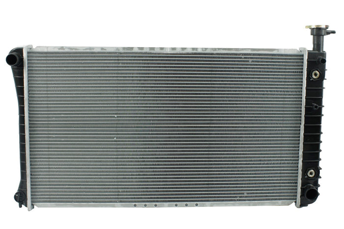 Radiador Automotriz GM Chevrolet Van G10,G20,G30,5.0, 5.7 T/A 92-96 26mm Tubo Soldado