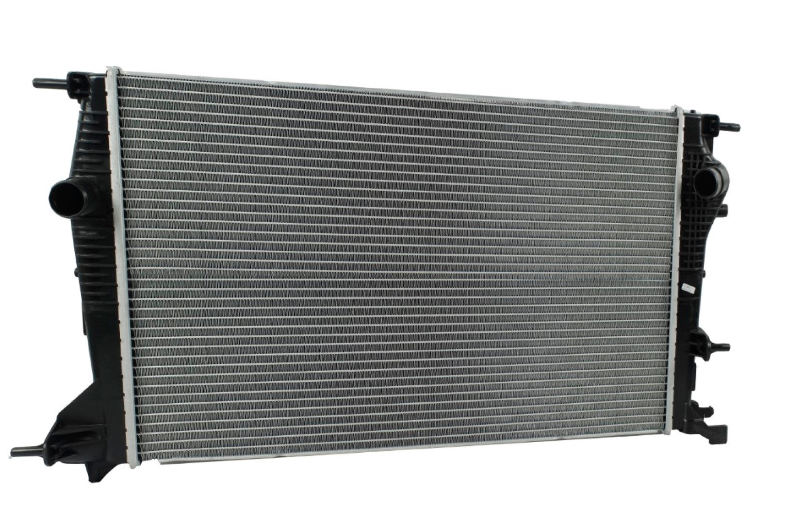 Radiador Automotriz Renault  Fluence T/M 11-17 26mm Tubo Soldado