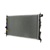 Radiador Automotriz GM Chevrolet Vectra T/A 95-05 26mm Tubo Soldado