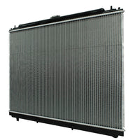 Radiador Automotriz Nissan NP300 T/A T/M 12-15 32mm Tubo Soldado