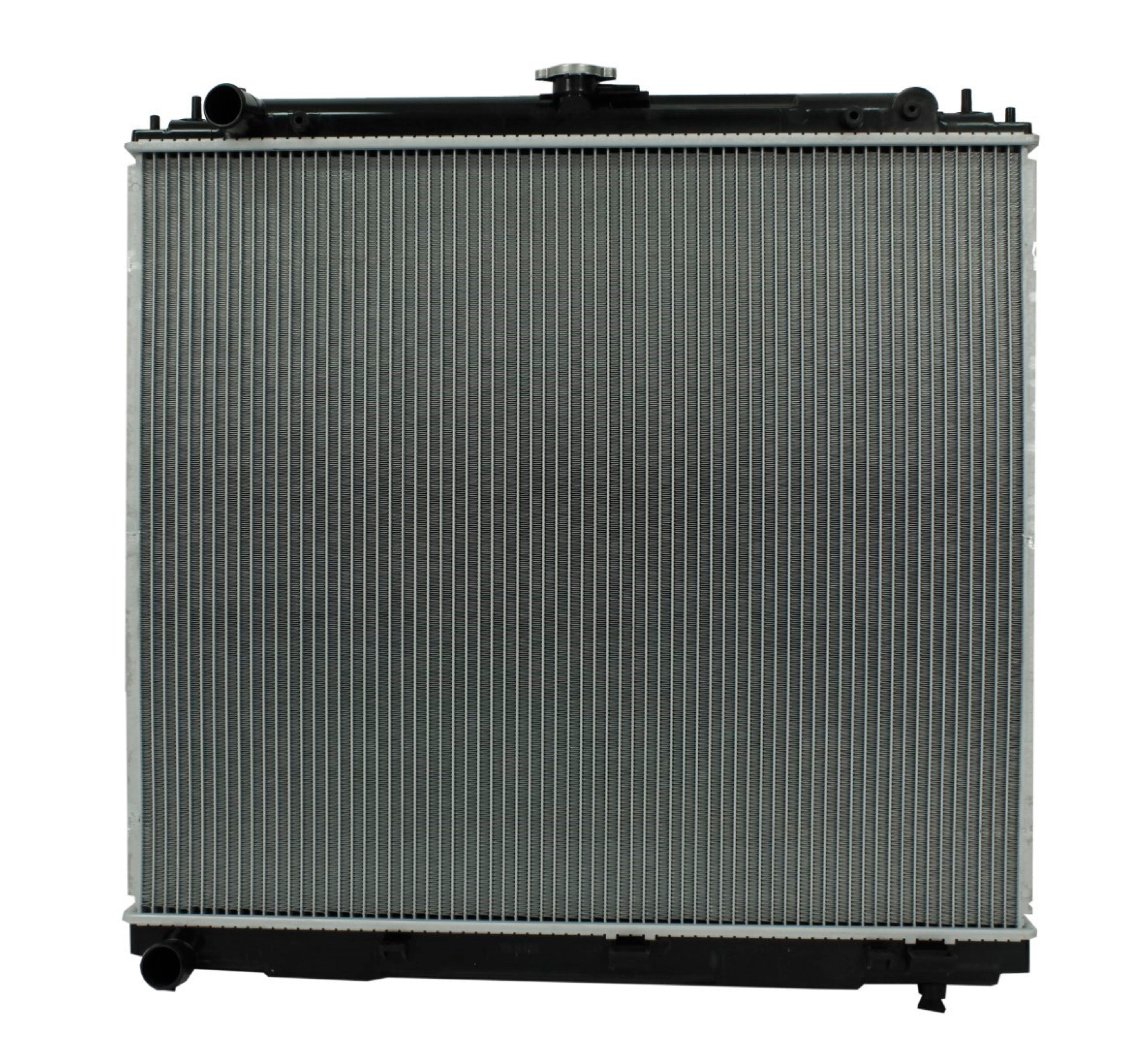 Radiador Automotriz Nissan NP300 T/A T/M 12-15 32mm Tubo Soldado